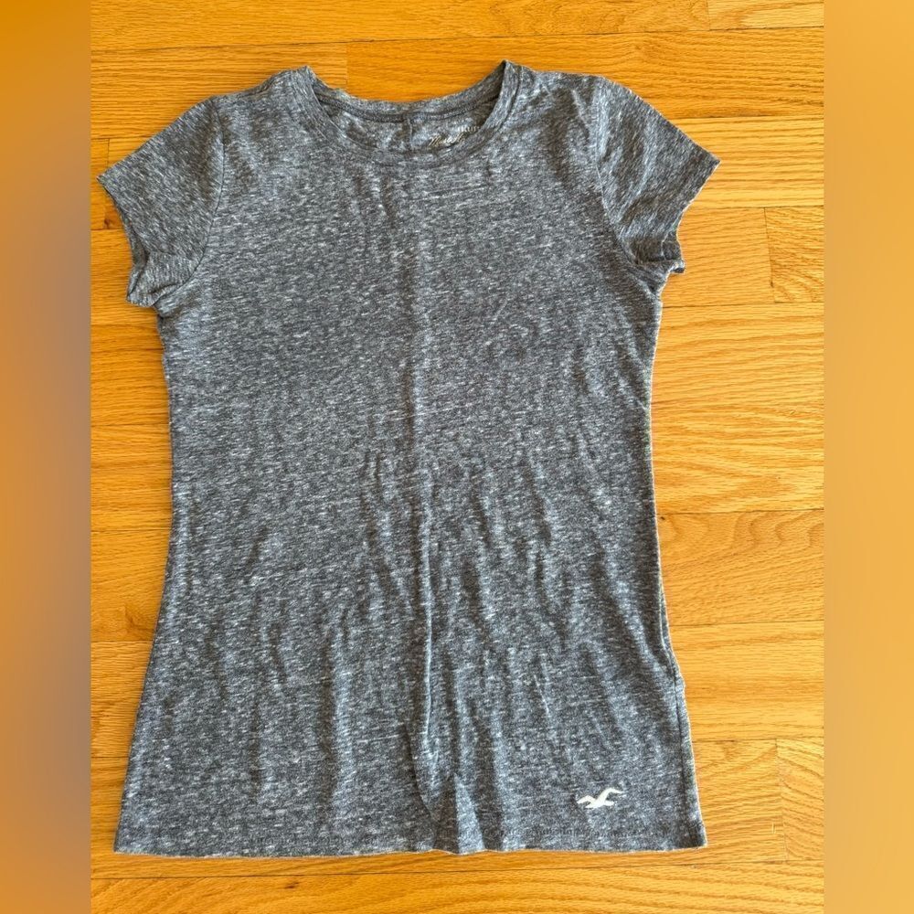 Hollister Gray Fitted Short Sleeve T-Shirt